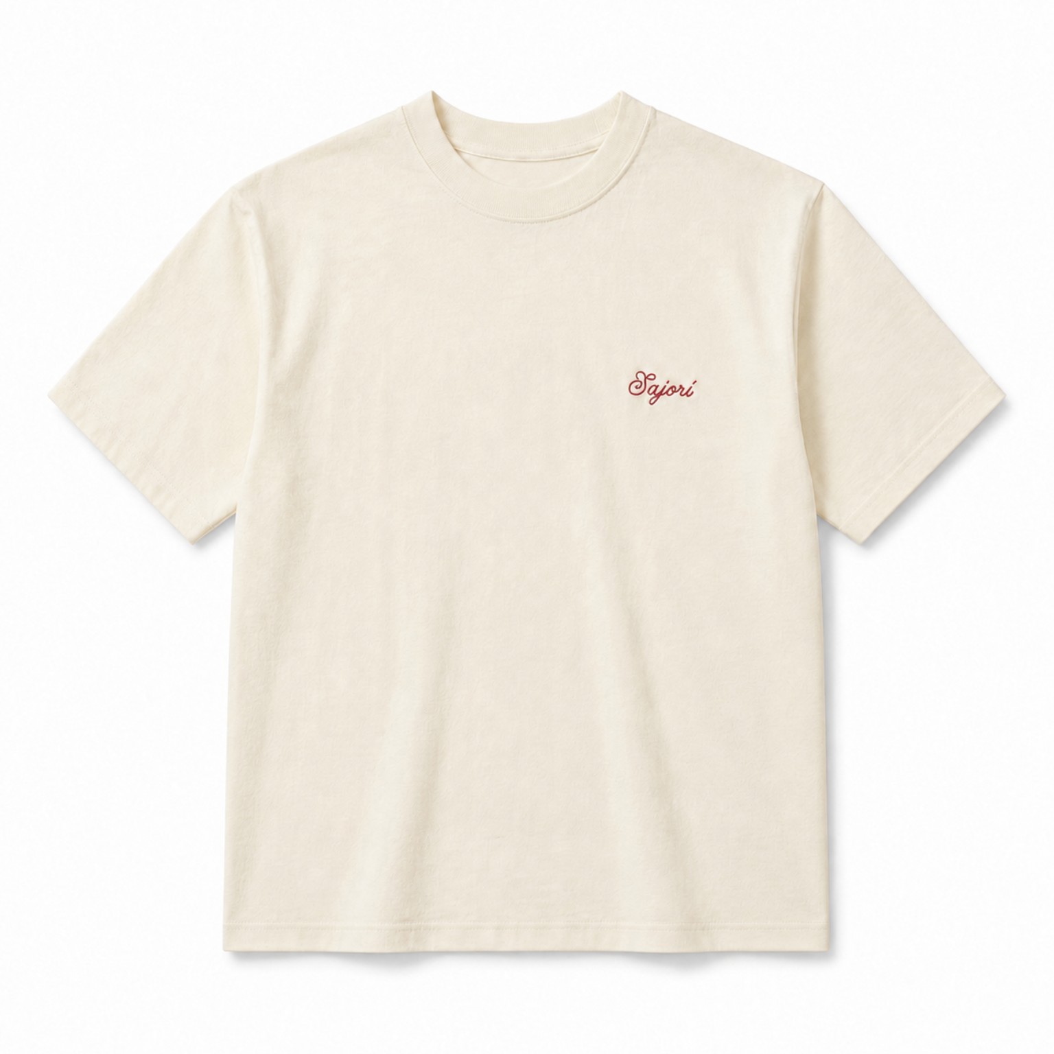 Camisa crema box fit Sajorí con bordado rojo al frente